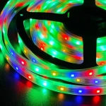 Світлодіодна стрічка 10м Biom RGB 3939BT керування телефоном + Пульт